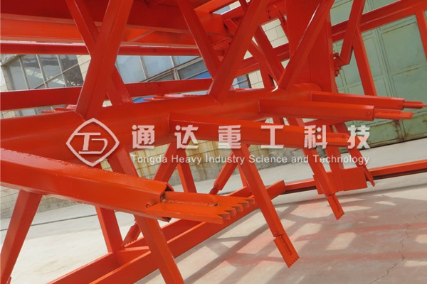 液壓升降有機肥槽式翻堆機