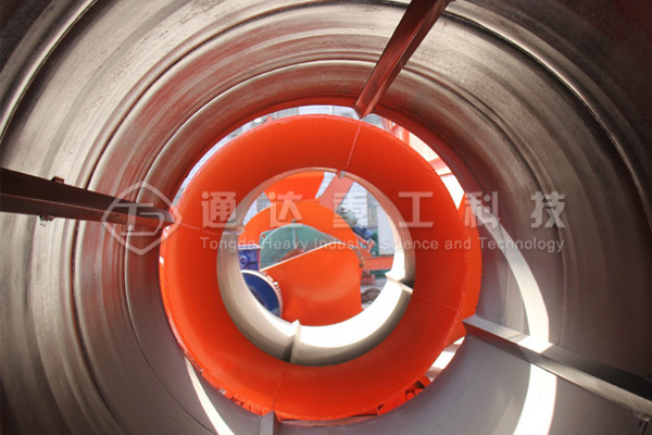 雞糞有機(jī)肥顆?；剞D(zhuǎn)式包膜包衣機(jī)